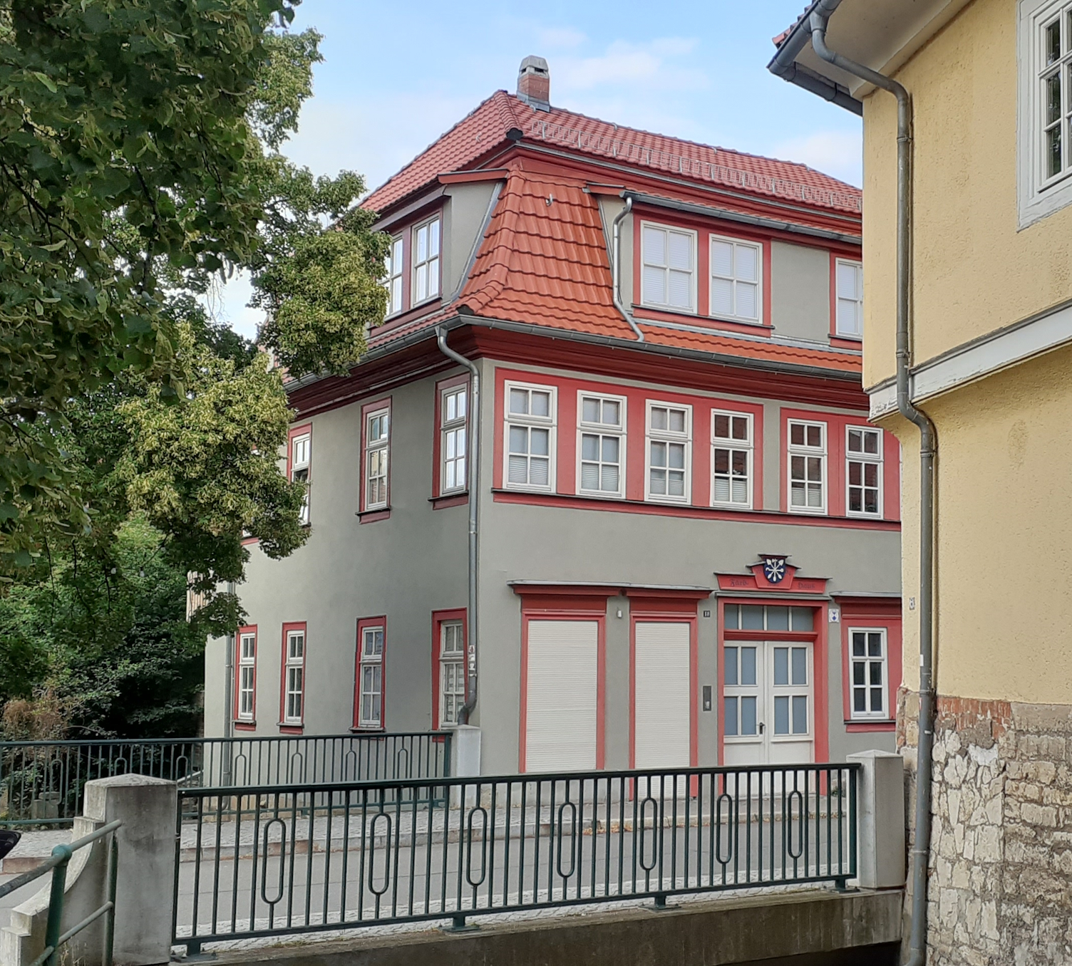 denkmalgeschütztes Fachwerkgebäude - das „Färbhaus“